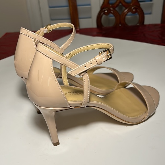 Michael Michael Kors heel open toe. - Picture 4 of 12
